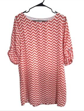 Everly Large Coral & White Chevron Roll Tab 3/4 Sleeve Knee Length Dress